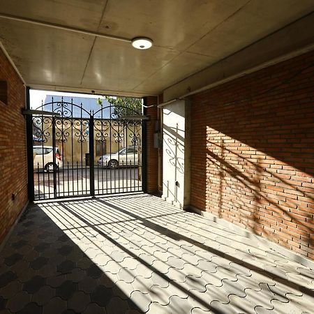 Brick House Apartman Tbiliszi Kültér fotó